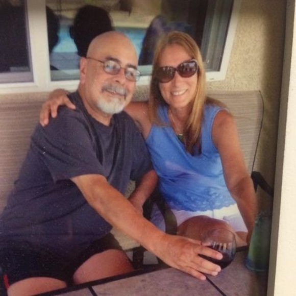 Meet your Posher, Lori - Picture 1 of 1